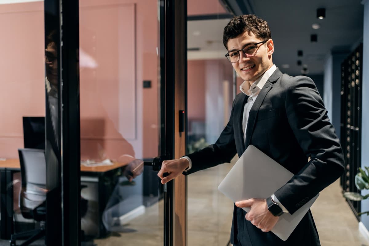 Second Interview Questions: What to Expect and Ask