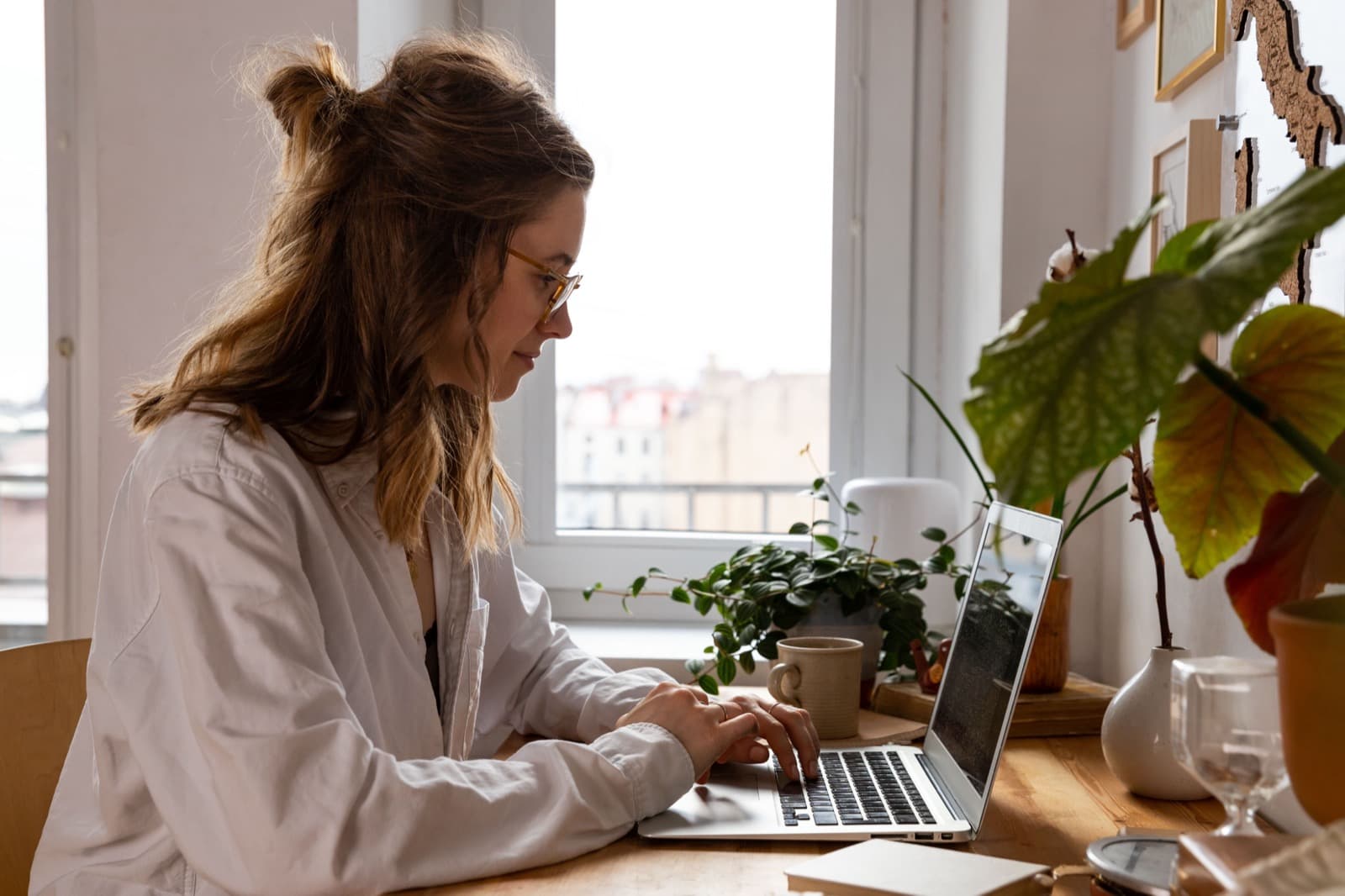 How to Do a CV for UK Jobs: A Step-by-Step Guide