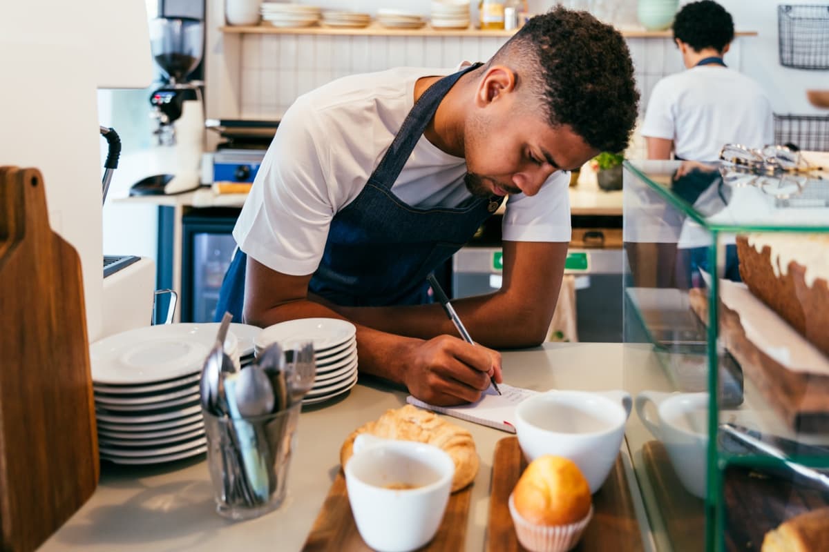 CV With No Experience or a Career Change: A Full Guide